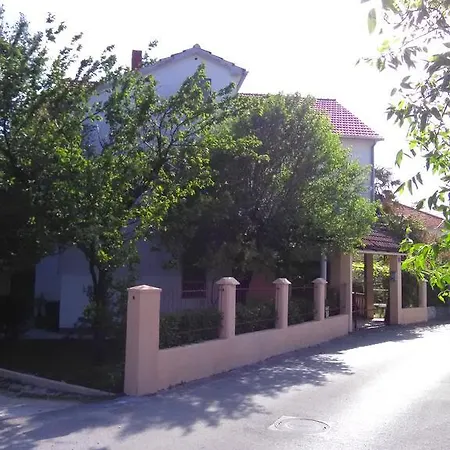 Apartment Ruzica Sukosan