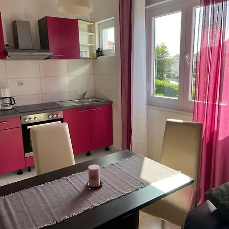 Ruzica * Sukošan